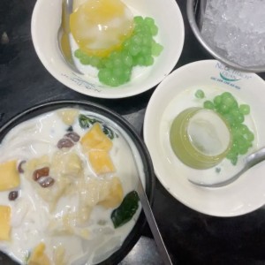 Cần chị phụ quán - bán Tàu Hủ