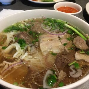 Cần gấp nam 45 tuổi đổ lại , nữ đủ 16 – 54 tuổi (làm bao ăn ở lại )