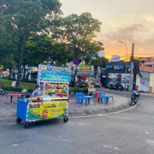 QUÁN CAFE Ở CÔNG VIÊN HỒ THỊ TƯ- Q9 CẦN TUYỂN 2 NAM- NỮ VỀ PHỤ QUÁN LƯƠNG 8TR