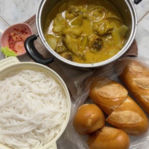 Gia đình cần 1 cô chăm bé 1 tuổi. Bé ngoan, dễ ăn, ngủ nếp. Gia đình mong tìm người yêu trẻ và có trách nhiệm- quận 2