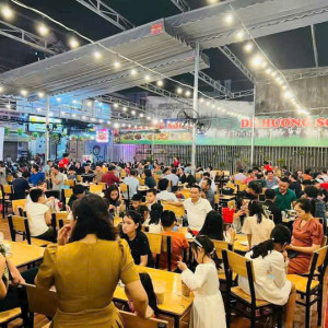 CẦN TUYỂN NỮ PHỤ BẾP QUÁN BÚN ĐẬU