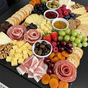 Nhà 1 trệt 2 lầu ở quận 12 cần cô giúp việc