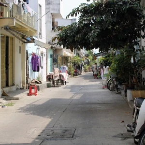 Gia đình mình đang cần tìm một cô chăm bà khoảng 80 tuổi, sức khỏe yếu nhẹ. Quận Thủ Đức.