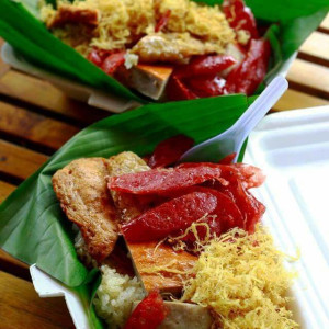 Cần 2 nam phụ bán xôi ở bình dương