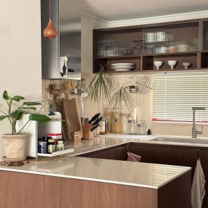 EM CẦN CHỊ ĐẾN PHỤ LÀM VIỆC CHO GIA ĐÌNH EM