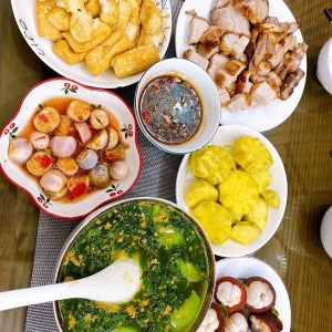 Gia đình nhỏ 4 người cần 1 cô giúp việc  làm ở lại , quận 5