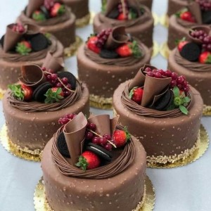 Tìm chị chăm bà bệnh nhẹ, ở quận 3, Lương khởi điểm 9 triệu ( bao ăn ở )