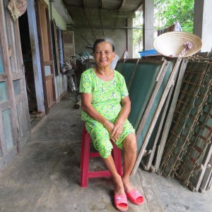 Nhà em ở Đường Phú Lợi, Thủ Dầu Một, Bình Dương,  cần tìm cô hiền lành về để bầu bạn và chăm sóc bà nội