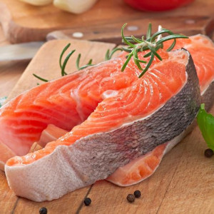 PHÚ NHUẬN CẦN CHỊ CHĂM BÀ 85 TUỔI CÒN MINH MẪN