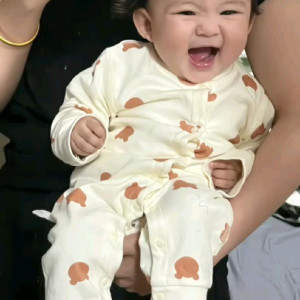 Cần chị chăm bé 8 tháng ở quận 10