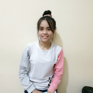 Em Quỳnh sinh năm 2001 quê Ninh Thuận.