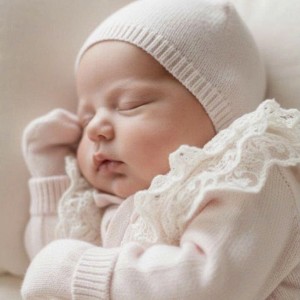 Chăm bé 6 tháng , ở thủ đức