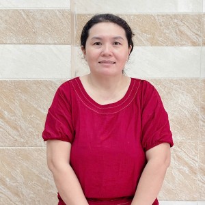 Chị   Đào Thị Hoa Hồng,    sinh năm 1978,  quê Đồng Nai ( gốc ở Bình Định )