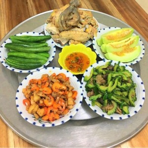 Cần chị chăm ông 85 tuổi ở quận Bình Tân,Lương khởi điểm 11 triệu( bao ăn ở )