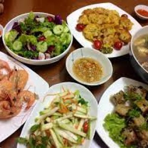 Tuyển cô giúp việc ở lại – Thủ Thiêm Q2