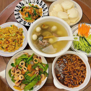 Nhà em cần gấp: Giúp việc nhà Quận 6 - Lương  12 triêu ( bao ăn ở )