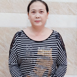 Chị Dung 46 tuổi người Ninh Thuận việc gì cũng nhận , không nề hà công việc gì