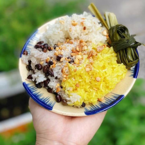 Cô ơi, việc nhà Quận 3 đang đợi cô ạ . Lương 12 triệu ( bao ăn ở )