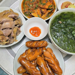 CẦN 1 CÔ GIÚP VIỆC NHÀ Ở TRẦN HUY LIỆU- QUẬN 3 LƯƠNG 10TR