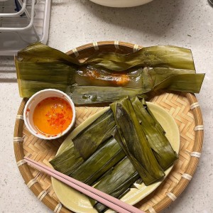 Nhà ở quận 11, đang cần chị chăm bà , Lương 12 triệu ( bao ăn ở )