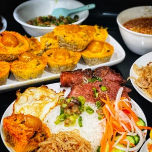 Biệt thự sân vườn ở Huyện Nhơn Trạch Đồng Nai cần tìm cô giúp việc khỏe mạnh ở lại chăm sóc cả hai ông bà ngoài 80 tuổi