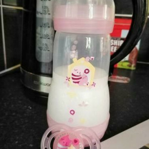 Bé 6 tháng tuổi cần chị bảo mẫu, nhà ở quận 4, Lương: 11 triệu, Độ tuổi từ 54 tuổi đổ lại.