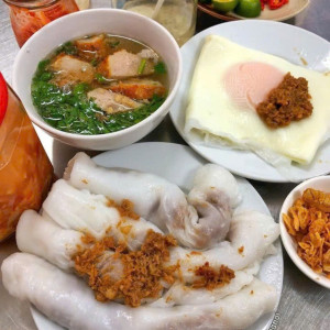 Cần tuyển 1 chị giúp việc lương 10 triệu bao ăn ở