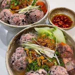 🌸 CẦN TUYỂN CÔ ĐỨNG BÁN QUÁN BÚN CÁ – LÀM Ở LẠI 🌸