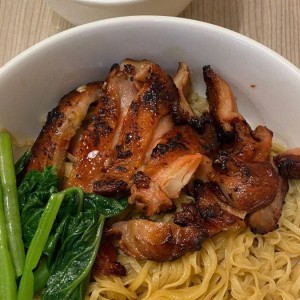 Lương 11 triệu - cần cô giúp việc nhà - ở Tân Bình