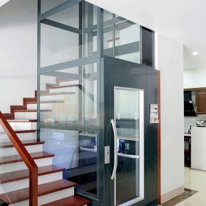 Nhà 1 trệt 3 lầu ( có tháng máy ) ở Quận 4 cần người chăm bà bị tiểu đường và cao huyết áp nhẹ