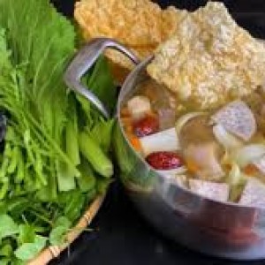 TUYỂN PHỤ QUÁN LẨU BÒ Ở LẠI – QUẬN TÂN BÌNH ☕