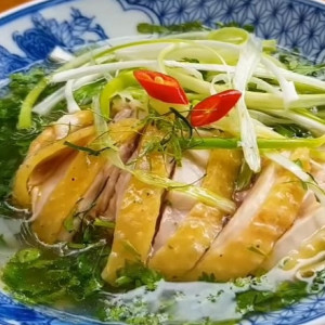 Tìm chị giúp việc nhà ( bao ăn ở lại ).