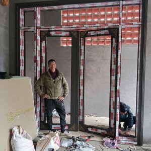 Cân tuyển Thợ nhôm kính, bao ăn ở , quận Thủ Đức - lương 10tr