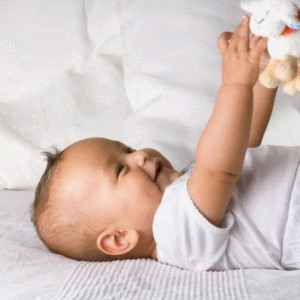 VỢ CHỒNG EM ĐANG CẦN CÔ BẢO MẪU CHO BÉ 5 THÁNG LƯƠNG 13TR GẦN BẾN XE CHỢ LỚN - QUẬN 6