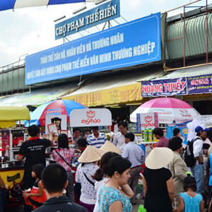 EM CẦN GẤP CHỊ CHĂM SÓC BÉ 10 THÁNG TUỔI Ở CHỢ PHẠM THẾ HIỂN - QUẬN 8 LƯƠNG 11TR