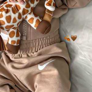 Tuyển Gấp Chị Chăm Bé Quận 11 Lương 12 Triệu ( bao ăn ở )