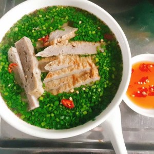 Quán Bánh Canh Hẹ Tại Quận 10 Cần Cô Phụ Quán Ở Lại