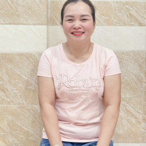 Chị QUỲNH 49T người Bình Thuận.