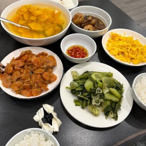 Cần tìm cô giúp việc ở lại , quận 8 gần bến Bình Đông