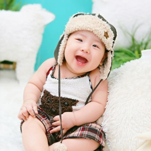 Yên Thế P2 Tân bình HCM cần cô chăm bé đi về