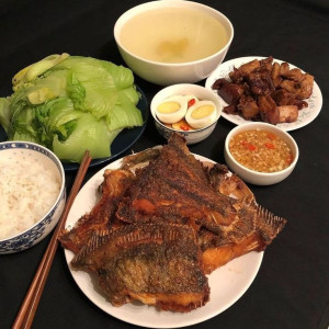 Cần gấp người giúp việc nhà , ở quận 6 , Lương 10 triệu.