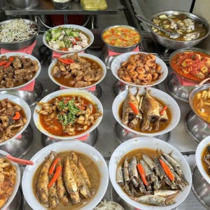 Tuyển Nam Nữ 16 - 30 phụ quán cơm văn phòng Ở Điện Biên Phủ - Bình Thạnh Lương 8tr Bao Ăn Ở Lại