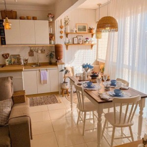 Cân cô giúp việc làm ăn ở lại Bình Thạnh, nhà 1 trệt 2 lầu - lương 9tr bao ăn ở