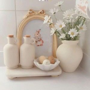 Nhà 1 Trệt 3 Lầu ( Cần Cô Làm Giúp Việc Nhà ) - Lương 9tr