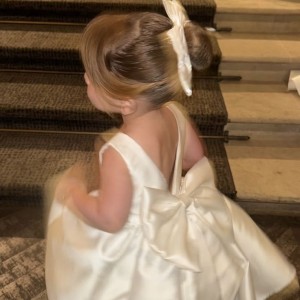 CẦN CÔ CHUYÊN CHĂM BÉ LƯƠNG 10TR