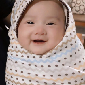 EM CẦN CHỊ BẢO MẪU CHO BÉ 6 THÁNG TẠI CHUNG CƯ 8SPLUX- QUẬN 12