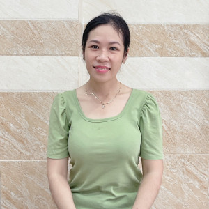 Chị Xuân cần xin việc đi – về ạ