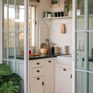 Lương 10tr cần cô giúp việc nhà làm ở lại quận 10