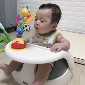 Gia đình cần tuyển cô chăm bé (bé 1 tuổi) bao ăn ở ở quận 4.Liên hệ: 0967594880 - gặp Hương (có zalo)