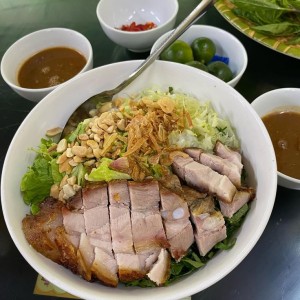 Em tuyển gấp chị giúp việc nhà làm bao ăn ở lại tại Quận 2 gần cầu Thủ Thiêm